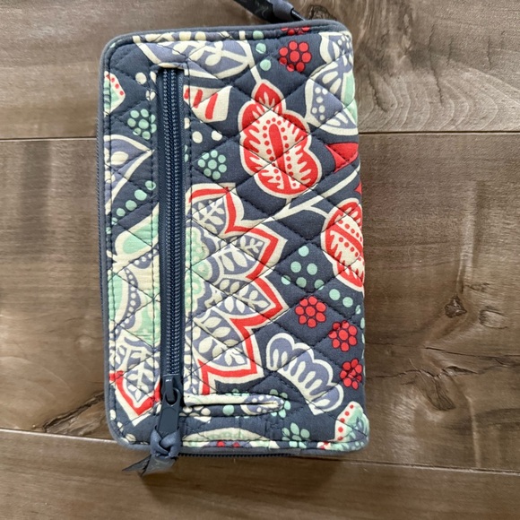 Vera Bradley Nomadic Floral Iconic RFID Turnlock Clutch Wallet‎ Quilted Large - Picture 4 of 11